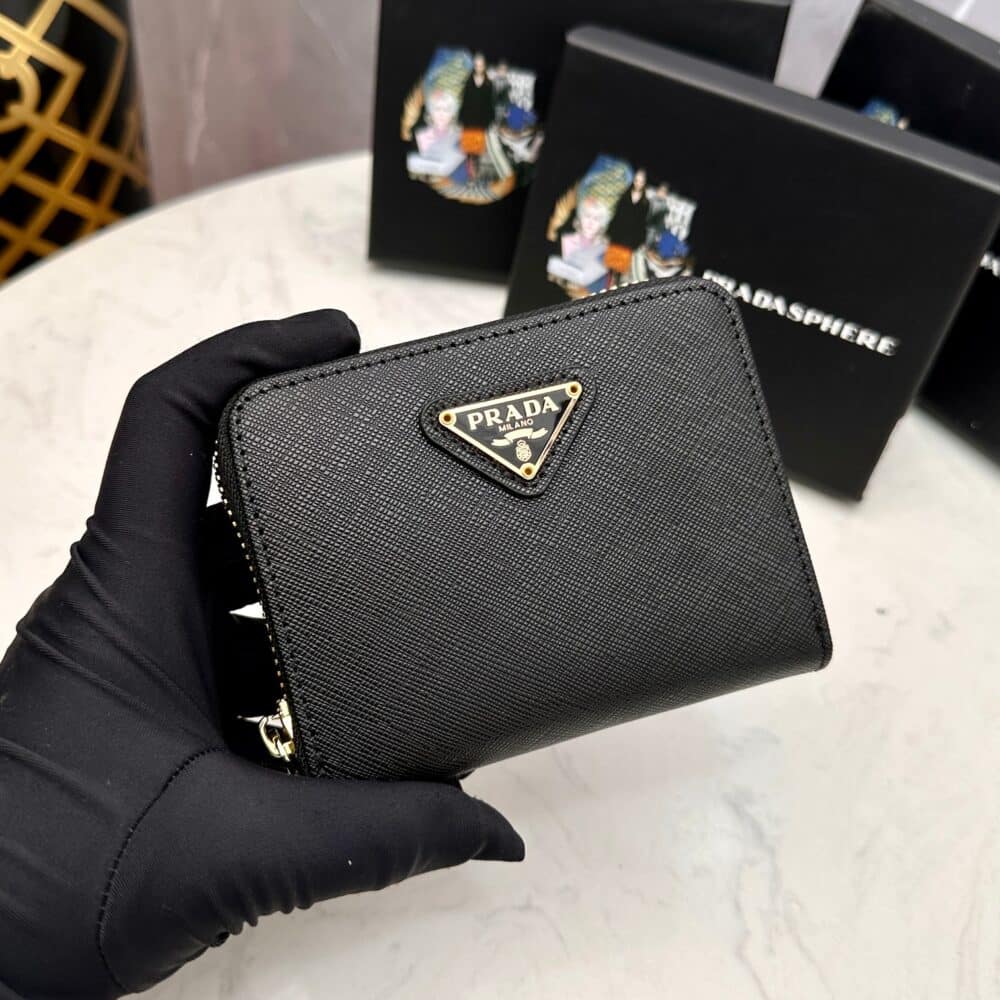 PRADA SMALL SAFFIANO LEATHER WALLET BLACK AND GOLD 10CM 1ML036 QHH F0002 - Image 5