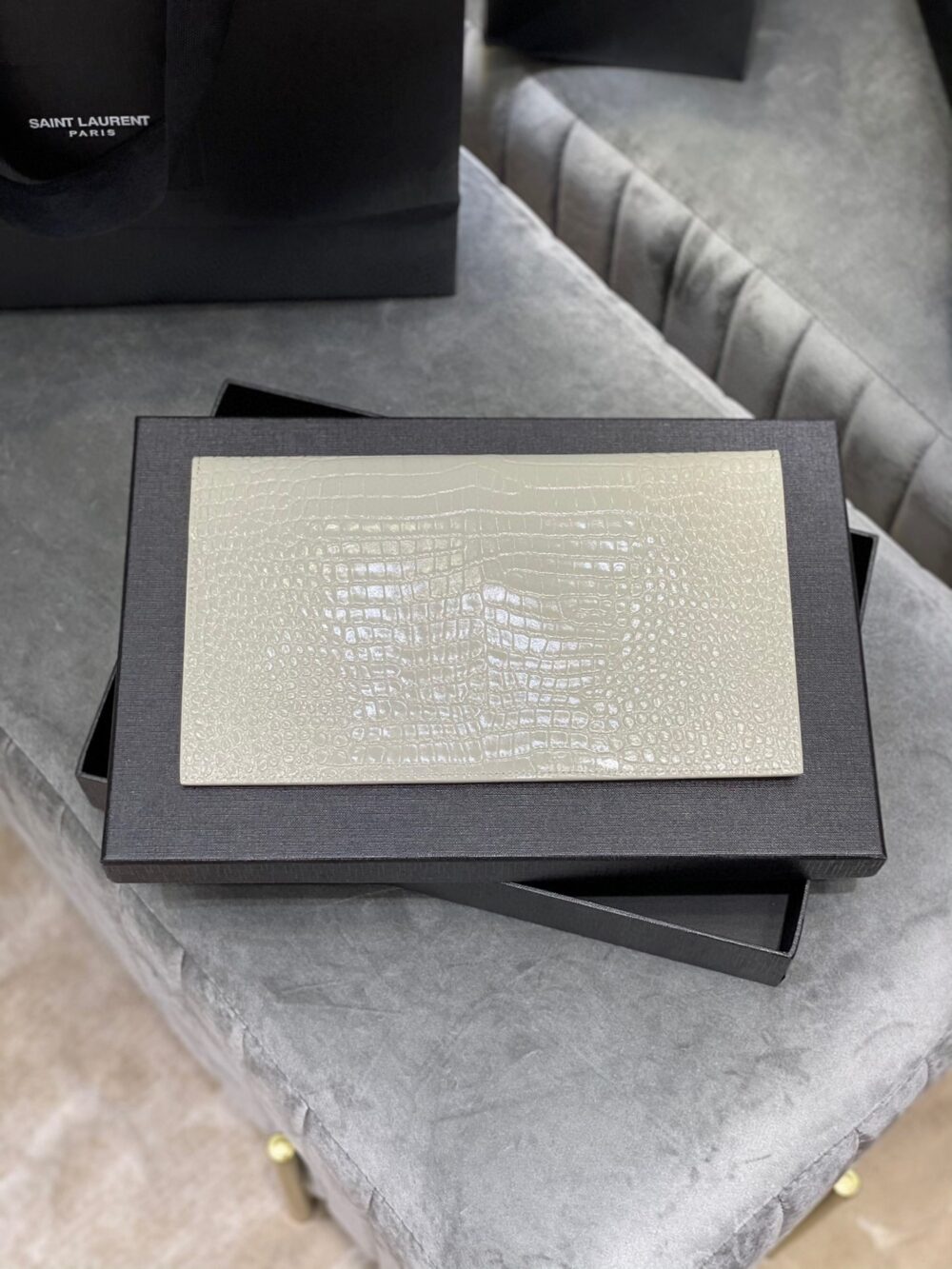 SAINT LAURENT UPTOWN POUCH IN CROCODILE EMBOSSED SHINY LEATHER 565739DND0J9207 - Image 4