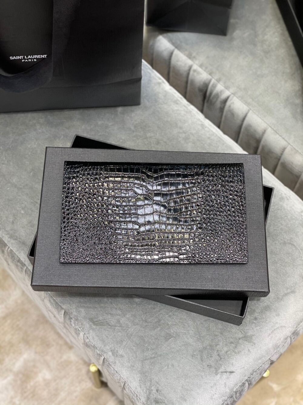 SAINT LAURENT UPTOWN POUCH IN CROCODILE EMBOSSED SHINY LEATHER 565739DND0N1000 - Image 9