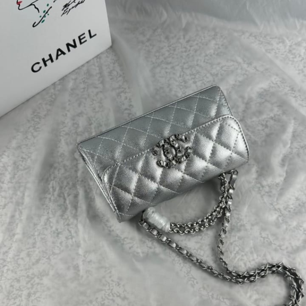 Chanel 23P Clutch With Chain Bag Grained Leather Silver 18cm - Image 6