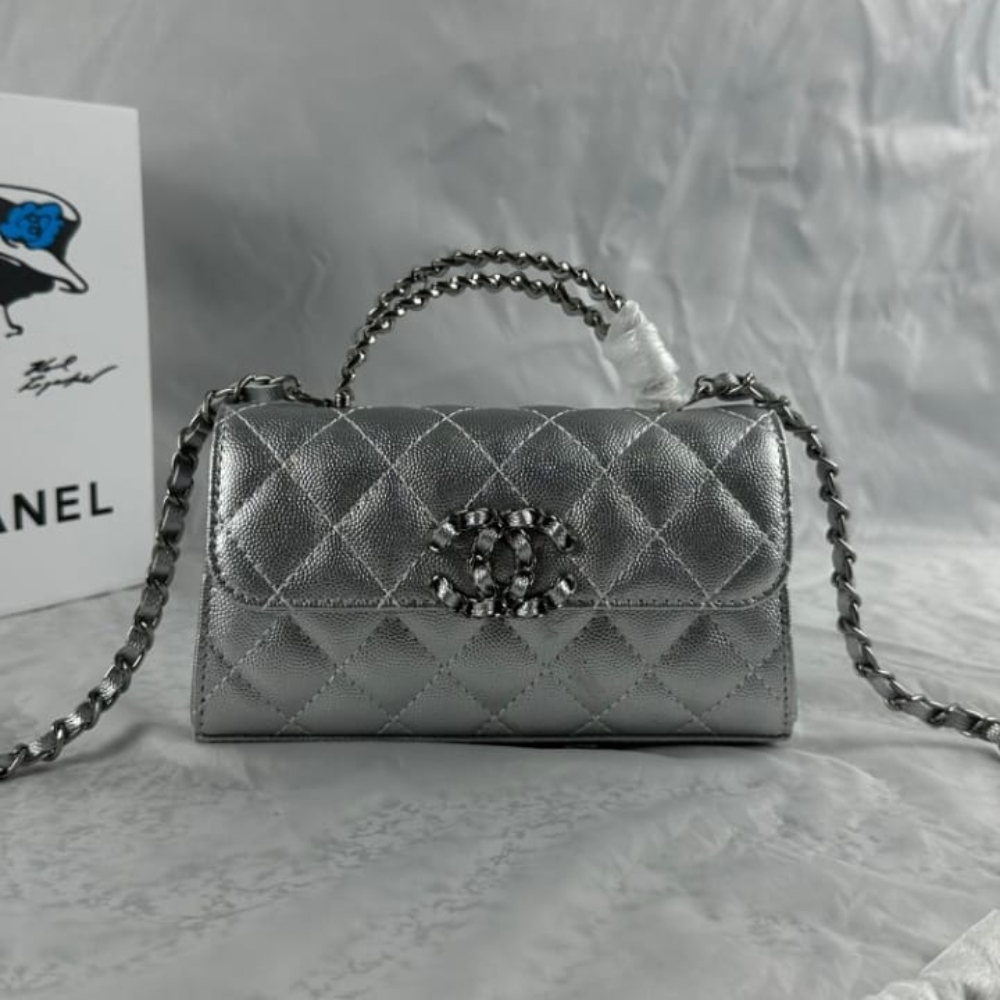 Alternative view of Chanel 23P Clutch With Chain Bag Grained Leather Silver 18cm