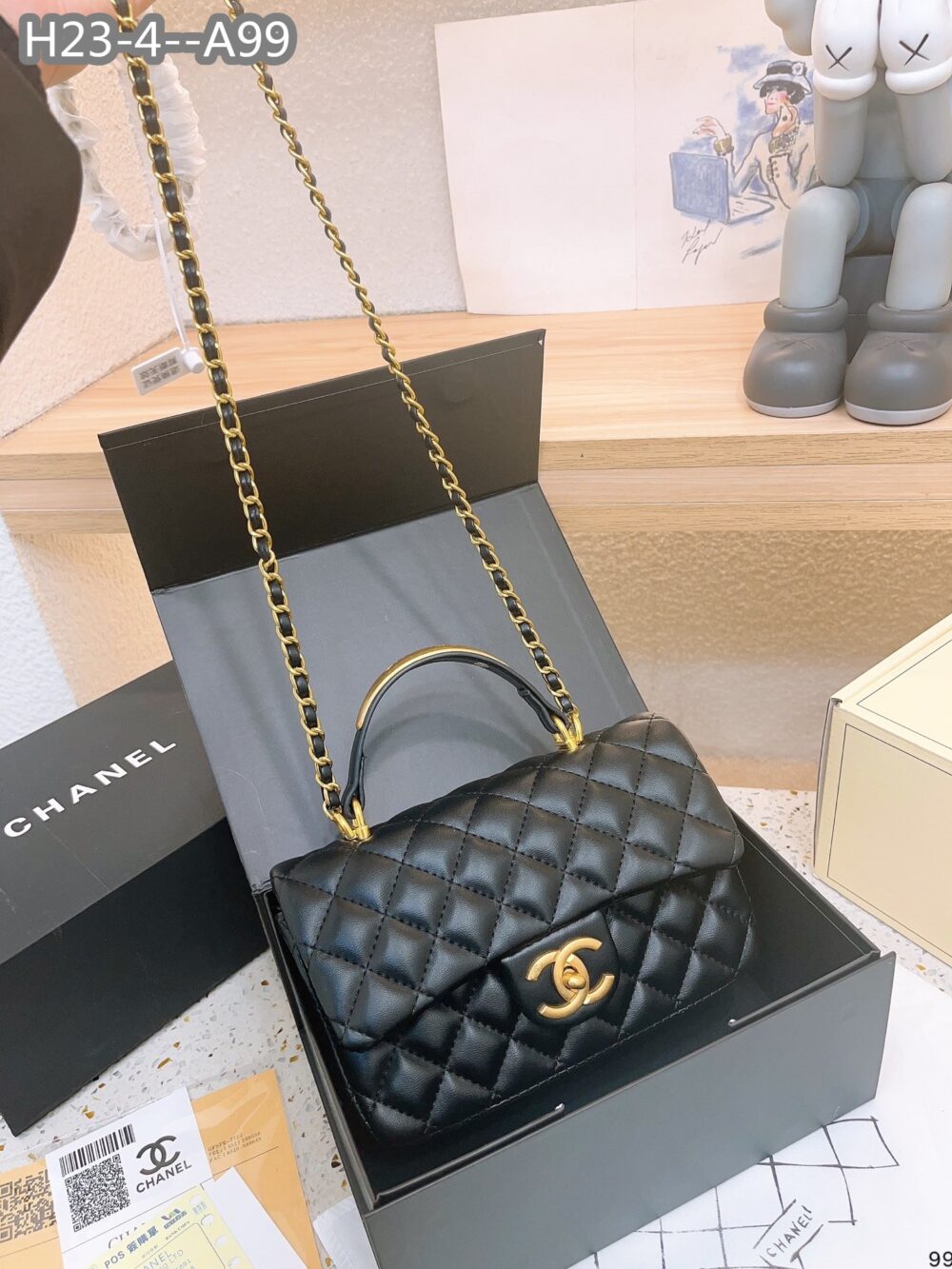 CHANEL 22B FLAP BAG WITH GOLD HARDWARE TOP HANDLE BLACK 21CM AS2431 - Image 5