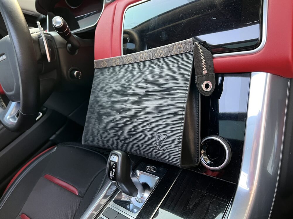LOUIS VUITTON X FRAGMENT POCHETTE VOYAGE EPI LEATHER 27CM - Image 3
