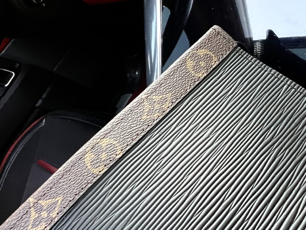 LOUIS VUITTON X FRAGMENT POCHETTE VOYAGE EPI LEATHER 27CM - Image 5