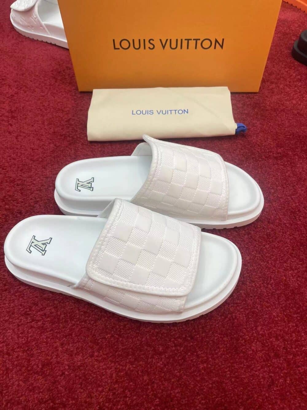 LOUIS VUITTON DAMIER FLAT SLIDES WHITE - Image 6