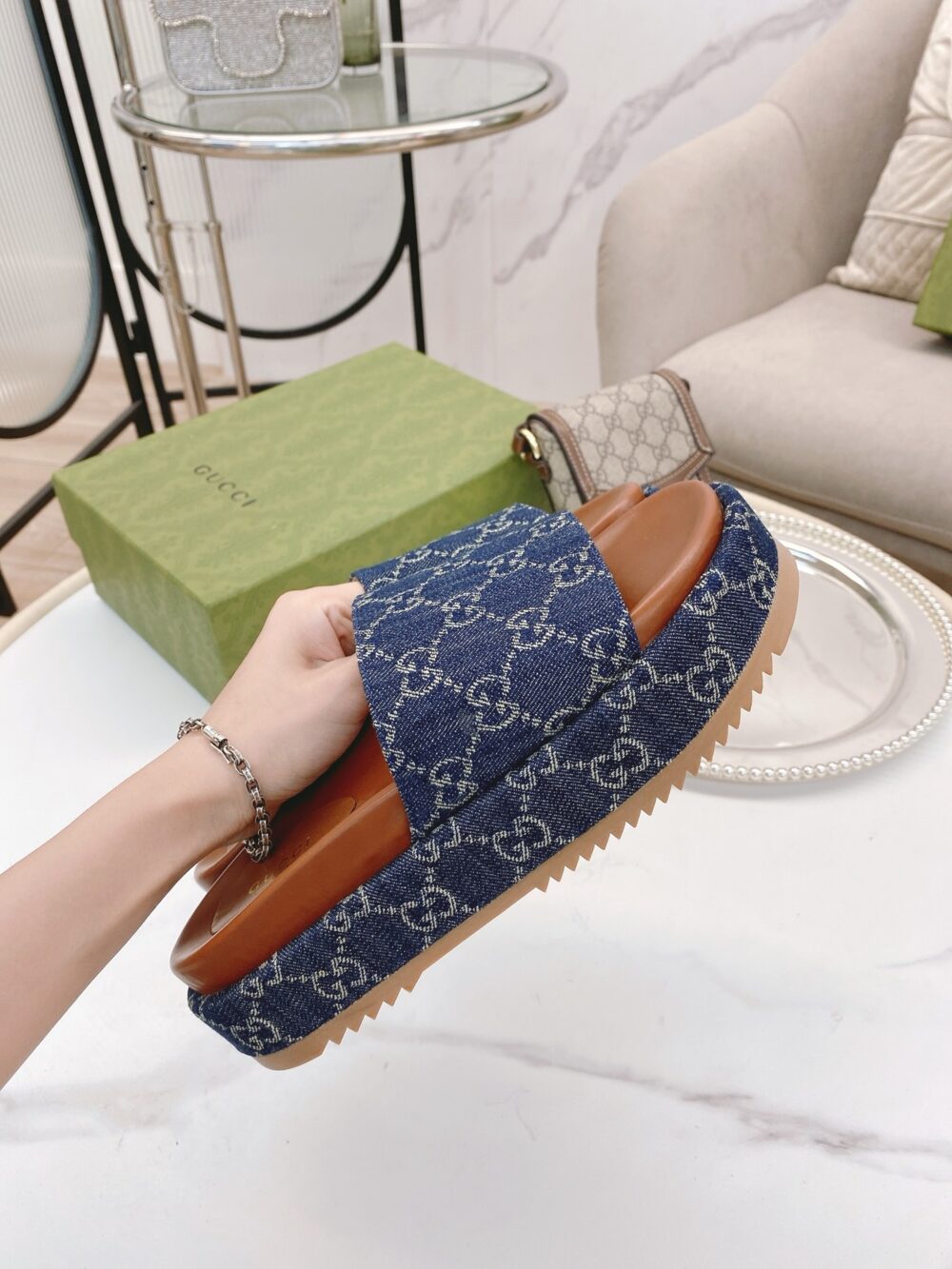 GUCCI WOMEN'S PLATFORM SLIDE SANDAL BLUE ‎623212 2KQ00 4402 - Image 3