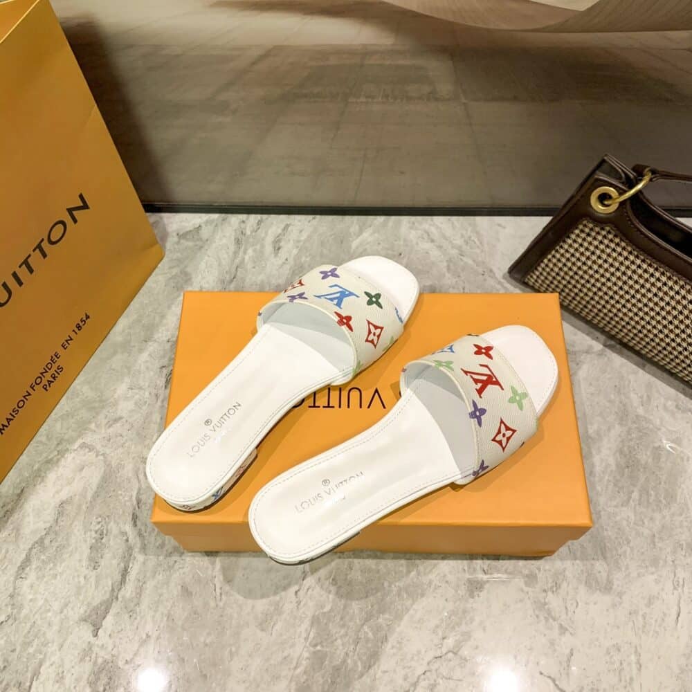 LOUIS VUITTON LOCK IT FLAT MULE MONOGRAM MULTICOLOR - Image 8