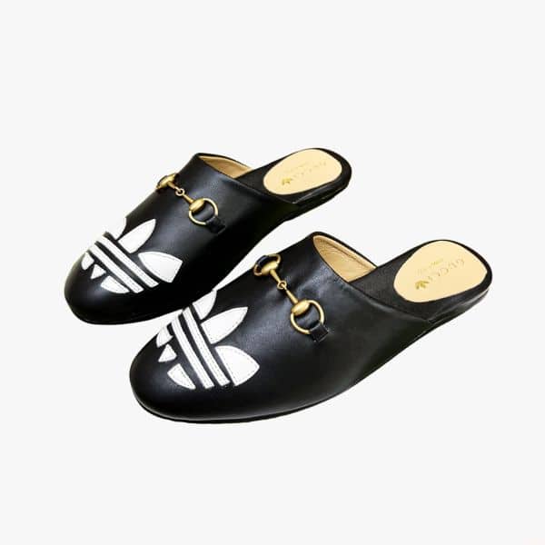 GUCCI X ADIDAS WOMEN'S TREFOIL SLIPPER LEATHER BLACK