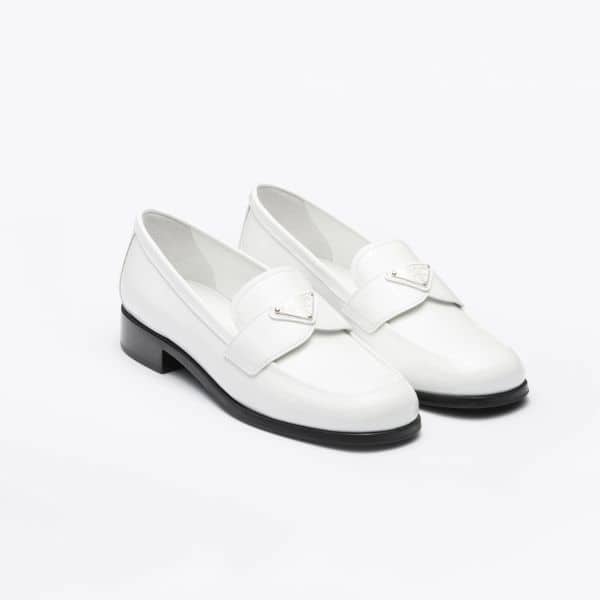 PRADA PATENT LEATHER LOAFERS WHITE 1D902M069F0009F025