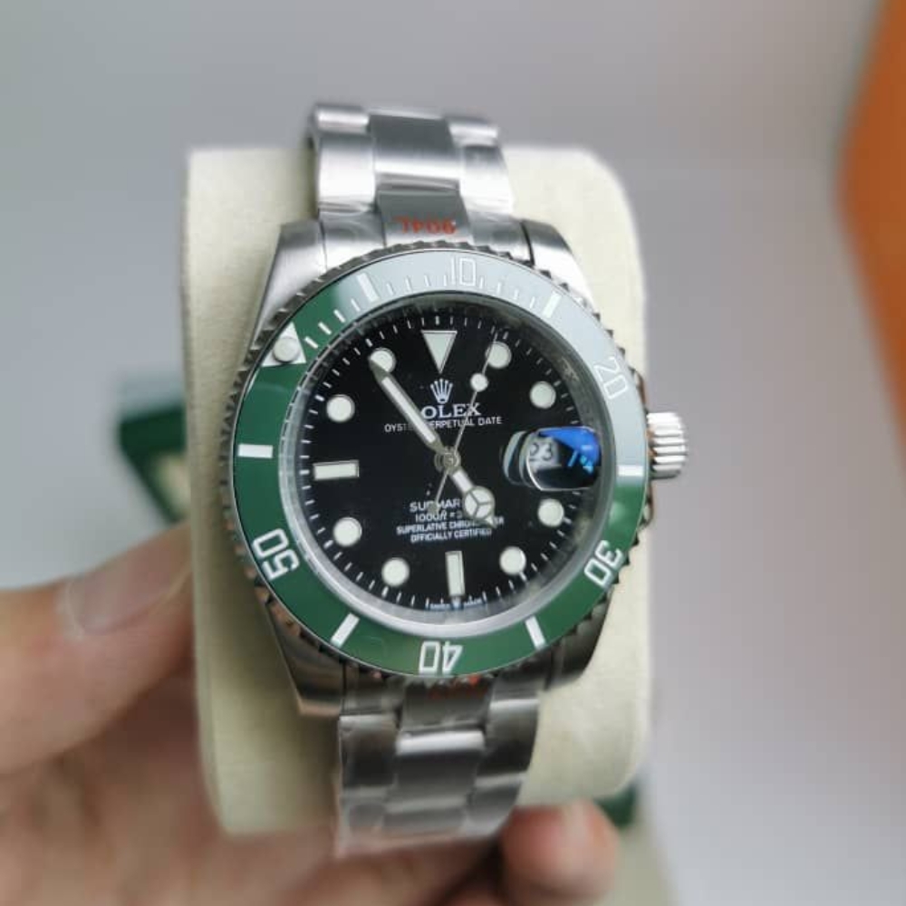 Alternative view of ROLEX SUBMARINER DATE GREEN OYSTERSTEEL 41MM 126610LV 0002