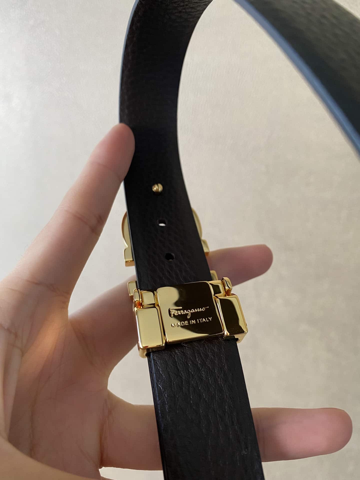 SALVATORE FERRAGAMO GANCINI BLACK LEATHER BELT WITH GOLD METAL BUCKLE 2.5CM - Image 5