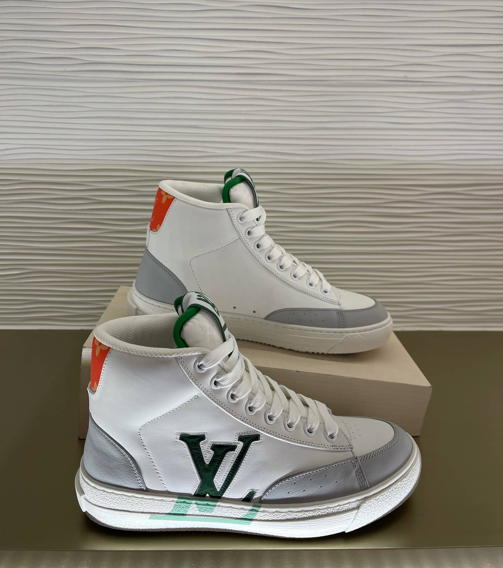 LOUIS VUITTON CHARLIE SNEAKER BOOT 1A9JMA - Image 10