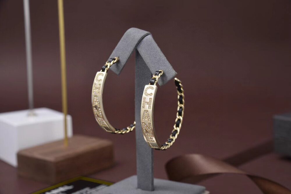 CHANEL EARRINGS - Image 3
