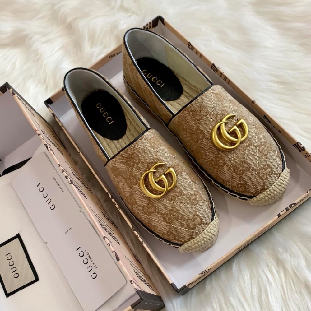 Alternative view of GUCCI WOMEN'S MATELASSÉ CANVAS ESPADRILLE BEIGE 621239 KQWM0 9765