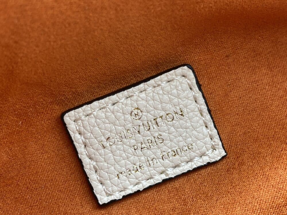 LOUIS VUITTON MONOGRAM EMPREINTE CREME BUMBAG M44836 - Image 6