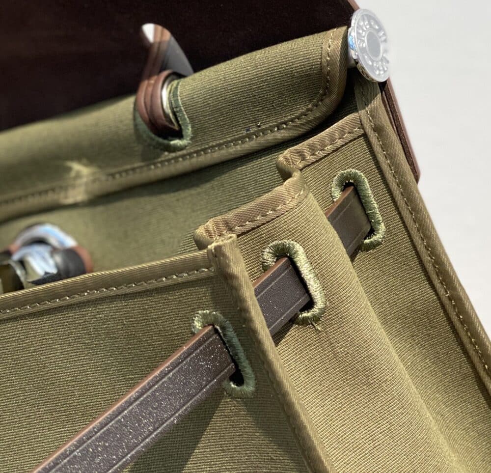 HERMES HERBAG ZIP 31 BAG PALLADIUM HARDWARE KHAKI 31CM - Image 4