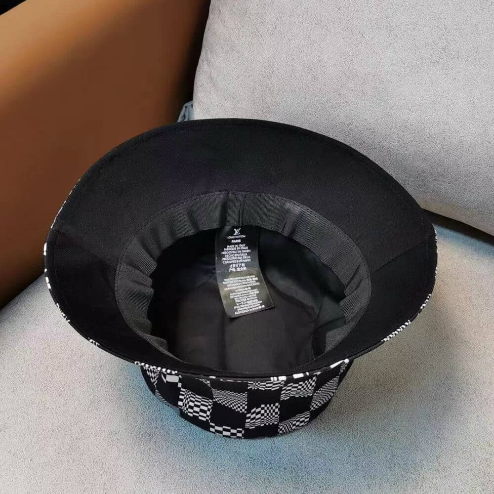 LOUIS VUITTON DAMIER BUCKET HAT BLACK - Image 4