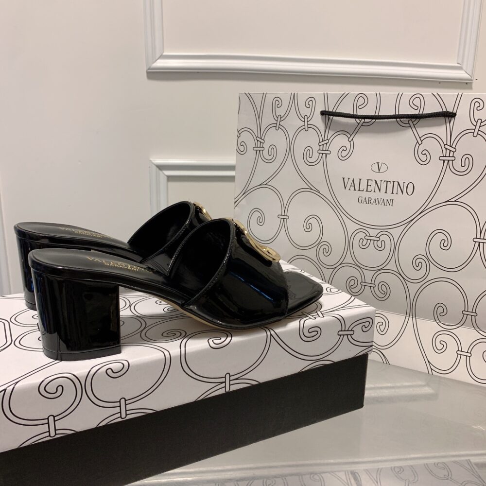 VALENTINO VLOGO SIGNATURE SQUARE TOE MIDDLE HEEL BLACK SLIDE SANDAL - Image 6