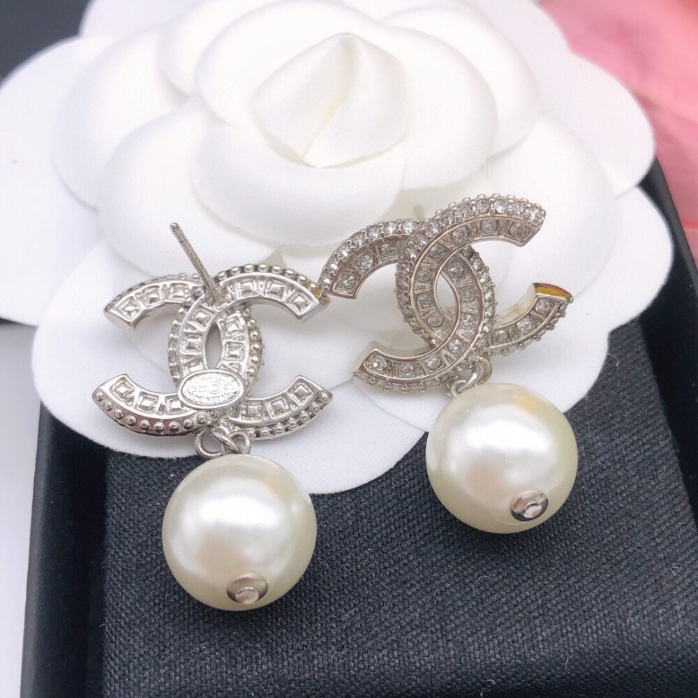 CHANEL CC EARRINGS - Image 5