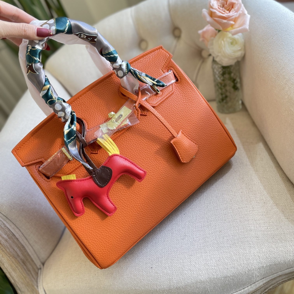 Alternative view of HERMES BIRKIN 35 TOGO LEATHER GOLD HARDWARE ORANGE 35CM