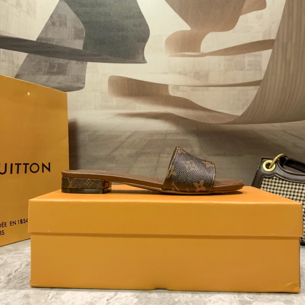 LOUIS VUITTON LOCK IT FLAT MULE MONOGRAM BROWN - Image 5