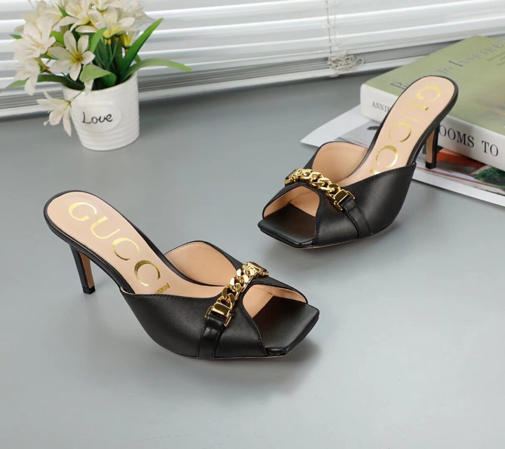 Alternative view of GUCCI SYLVIE CHAIN MULE SANDALS BLACK LEATHER 626769 C9D00 1000