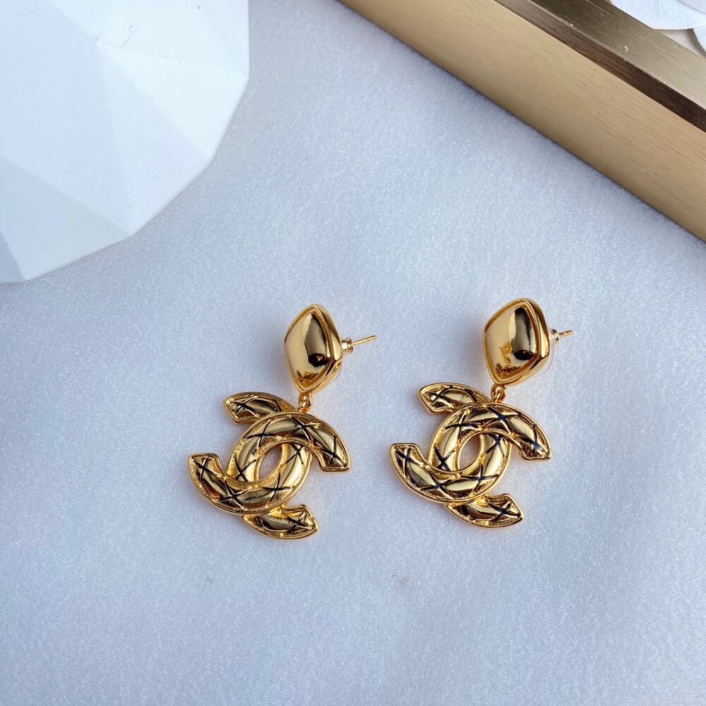 CHANEL CC EARRINGS - Image 3