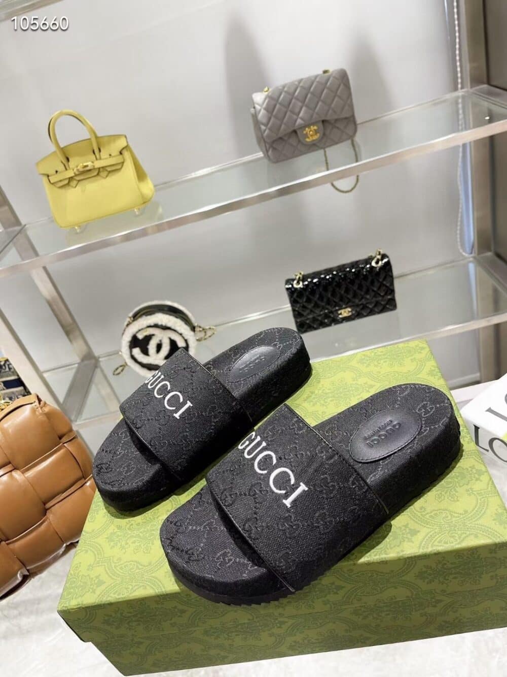 GUCCI WOMEN'S GG CANVAS SLIDE SANDAL BLACK - Image 5