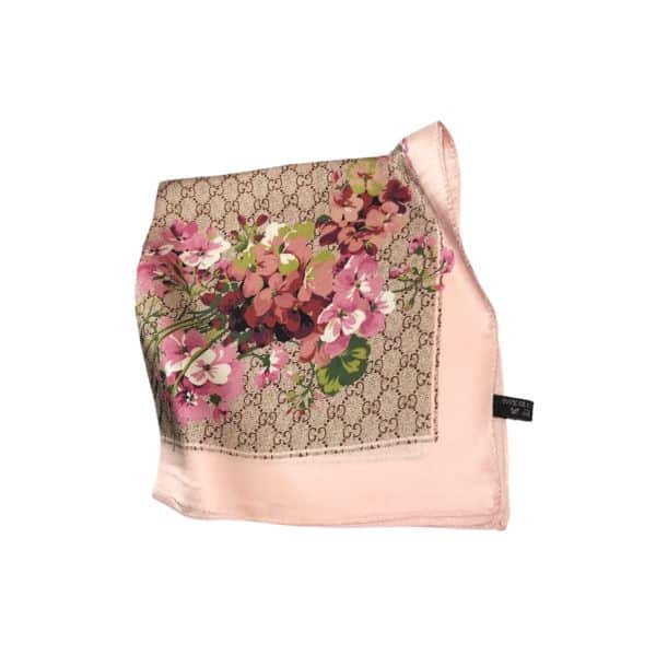 GUCCI GG BLOOMS FOULARD SCARF LIGHT PINK