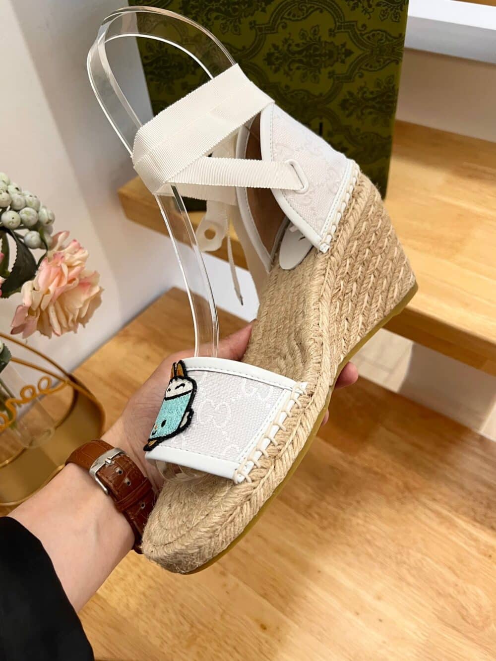GUCCI WOMEN'S GG ESPADRILLE WITH PATCH WHITE - Image 5