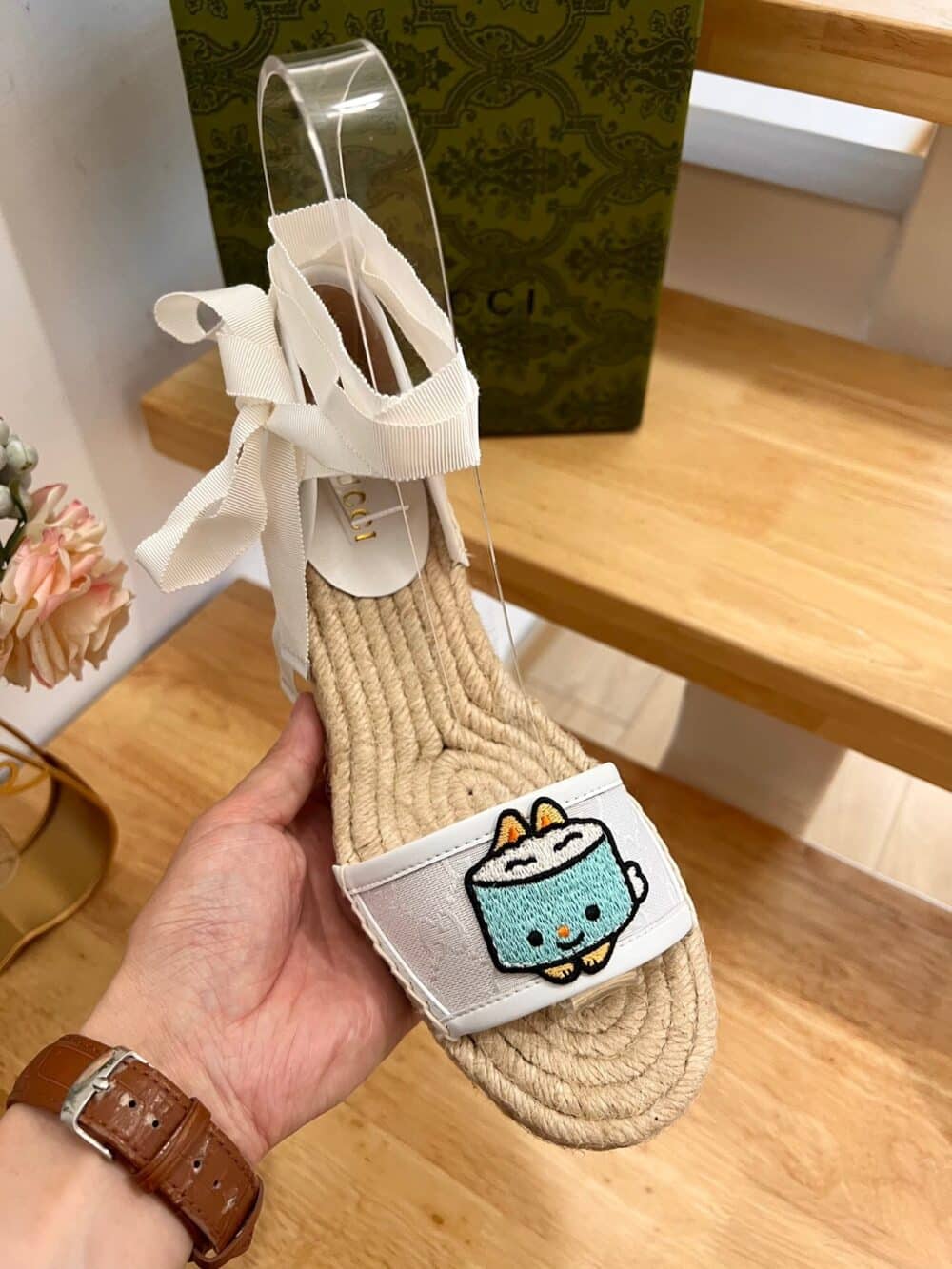 GUCCI WOMEN'S GG ESPADRILLE WITH PATCH WHITE - Image 6