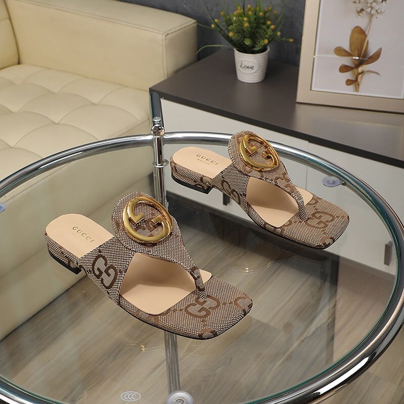 Alternative view of GUCCI WOMEN'S BLONDIE THONG SANDAL BEIGE