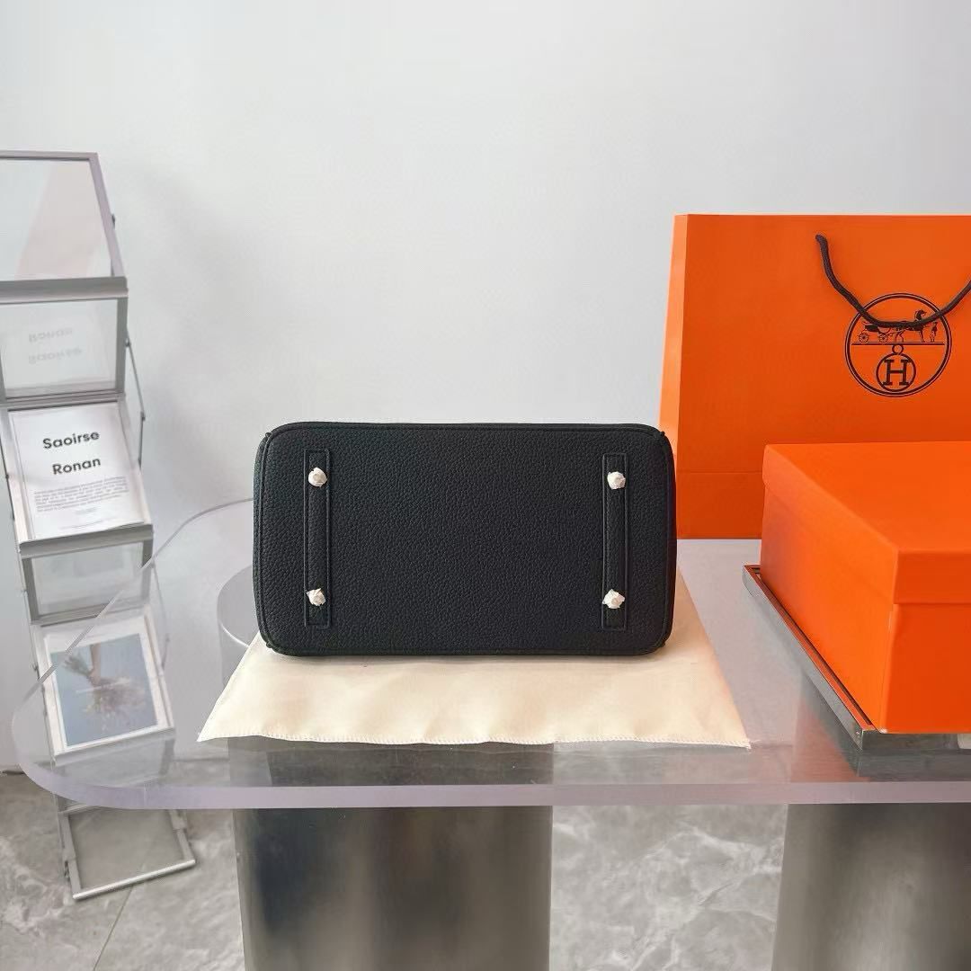 Hermes Birkin 35 Togo Leather Gold Hardware Black 35cm - Image 5