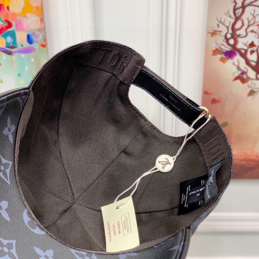 LOUIS VUITTON MONOGRAM COATED CANVAS CAP BLACK - Image 3