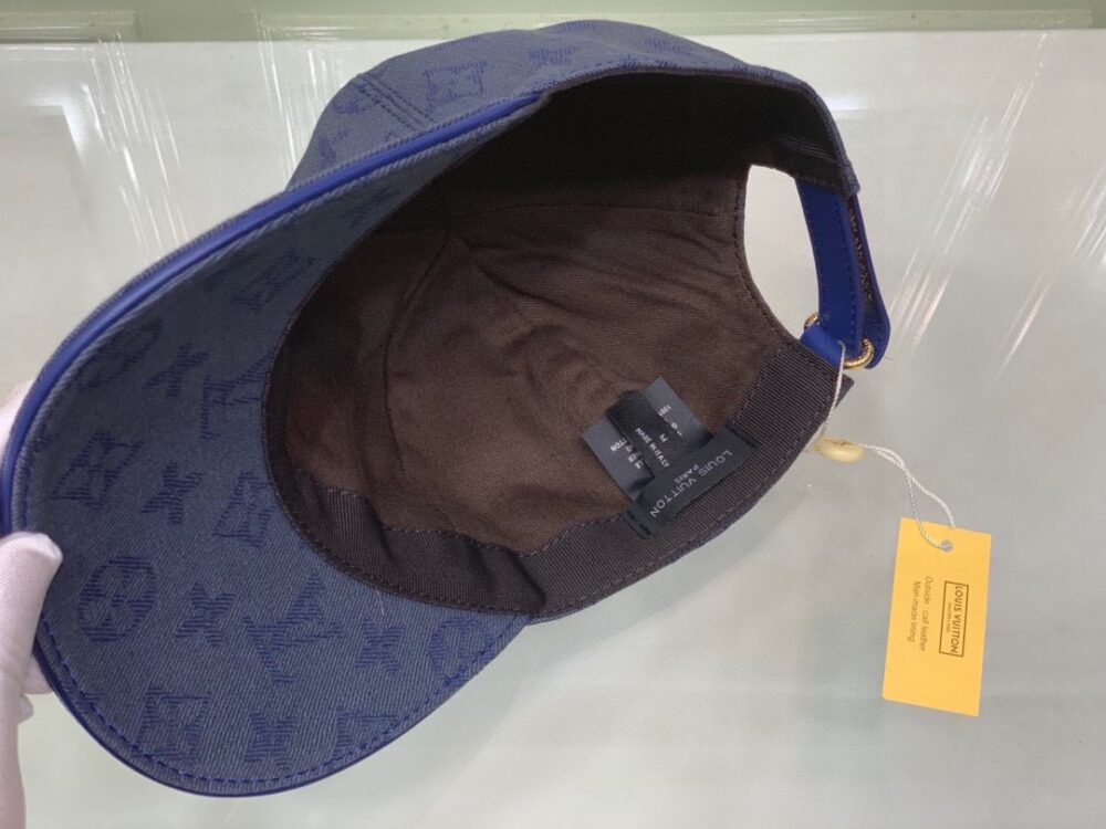 LOUIS VUITTON MNG ESSENTIAL CAP BLUE M77590 - Image 5