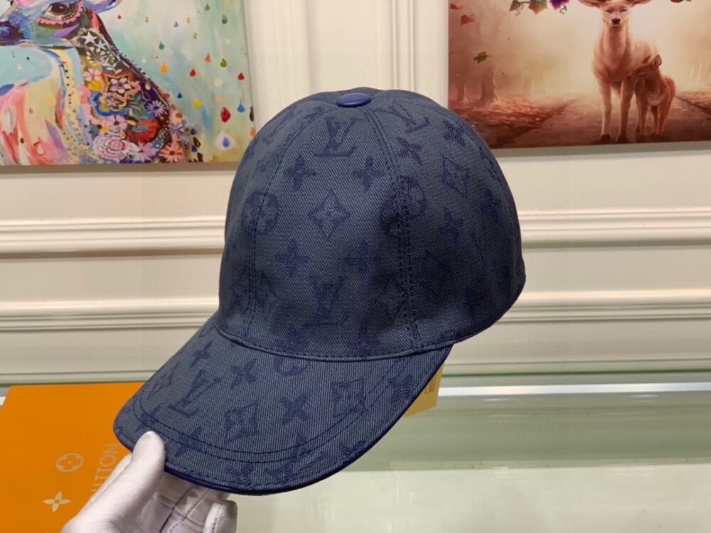 LOUIS VUITTON MNG ESSENTIAL CAP BLUE M77590 - Image 4
