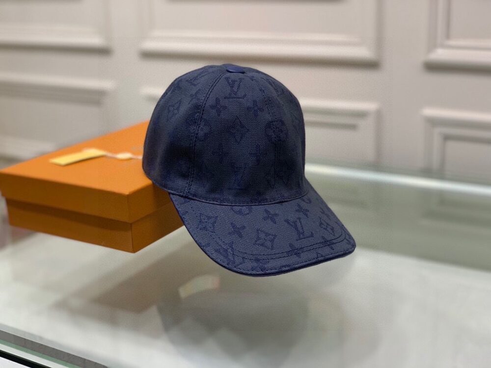 LOUIS VUITTON MNG ESSENTIAL CAP BLUE M77590 - Image 7