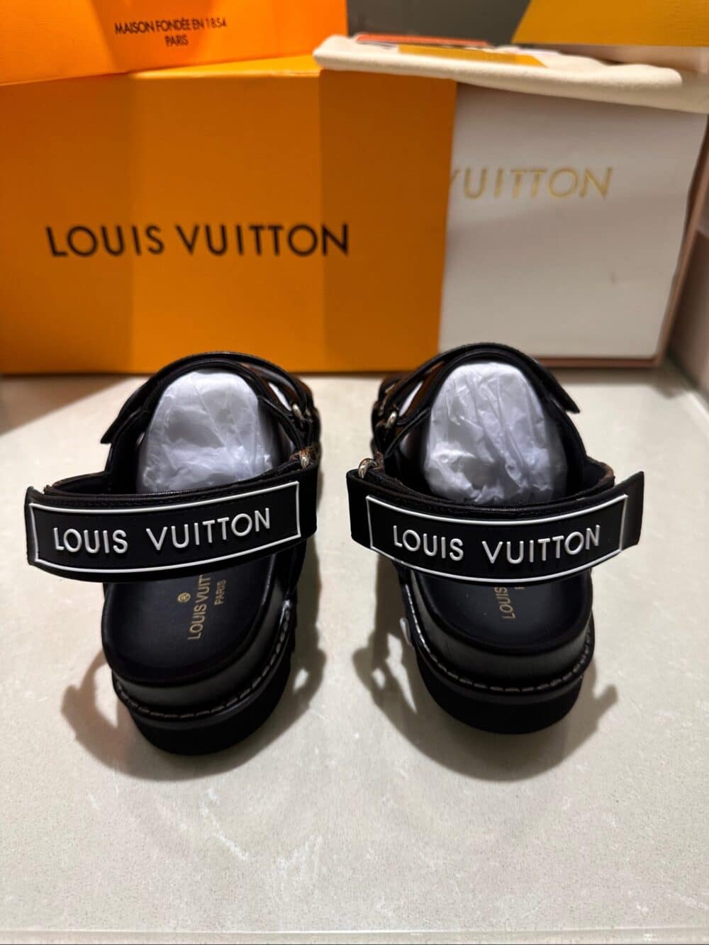 LOUIS VUITTON PASEO FLAT COMFORT SANDALS BLACK 1AB0XT - Image 5