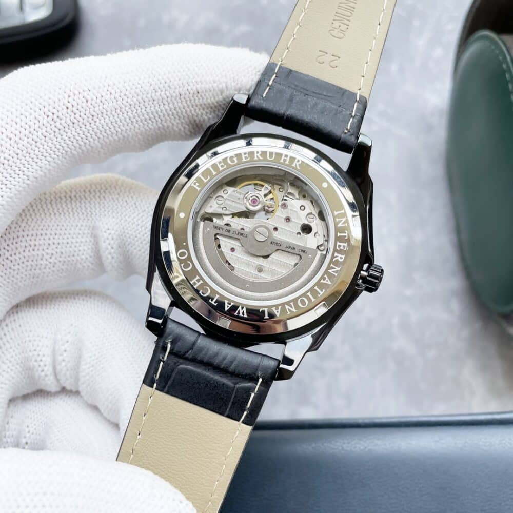 ROLEX OYSTER PERPETUAL COSMOGRAPH MOONPHASE BLACK DIAL 40MM - Image 4