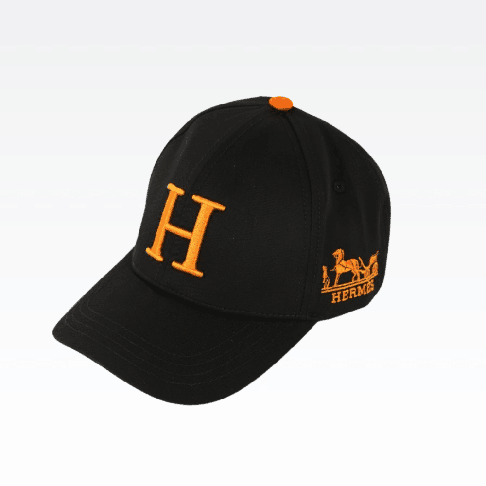 HERMES NEW CARRIAGE BASEBALL CAP BLACK