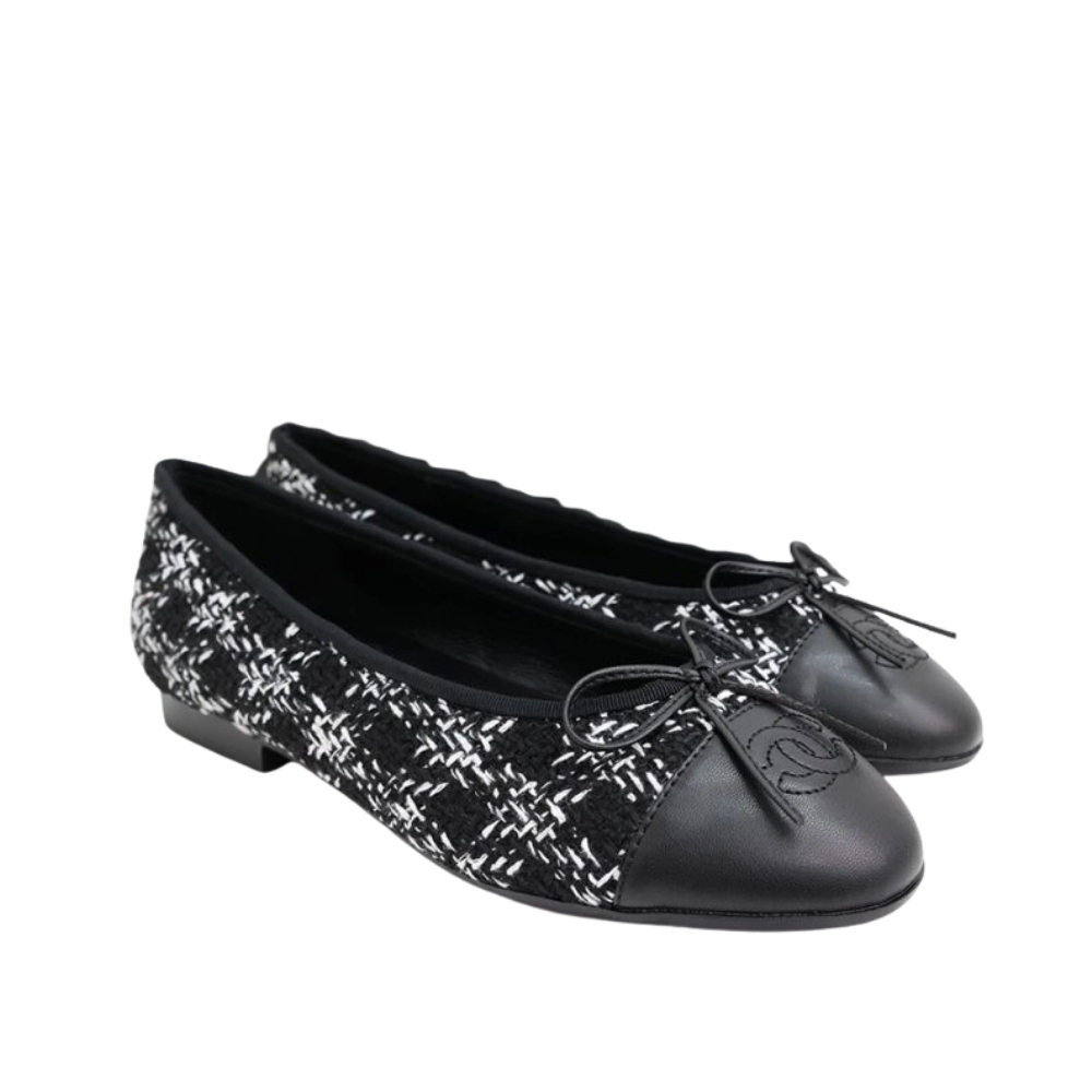 Chanel Plain Toe Rubber Sole Casual Style Tweed Black