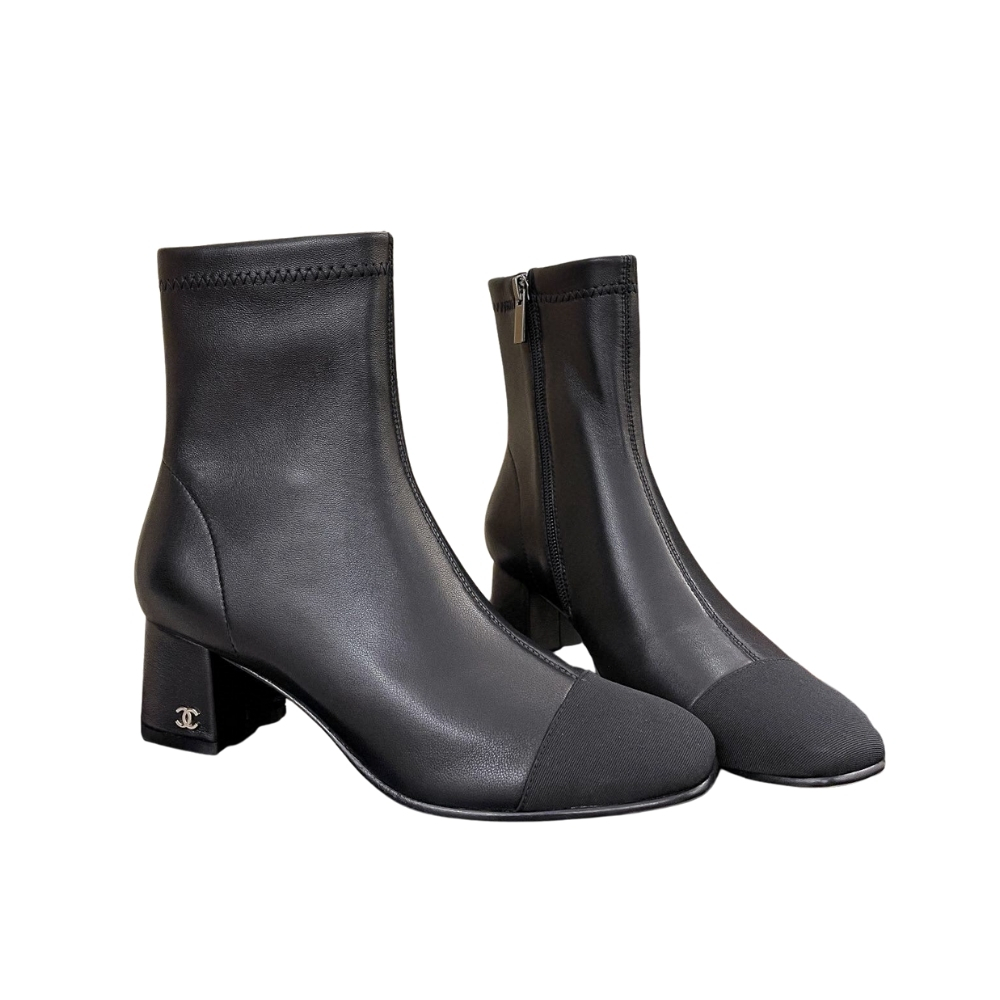 CHANEL SQUARE TOE LEATHER ANKLE BOOTS SHINY BLACK