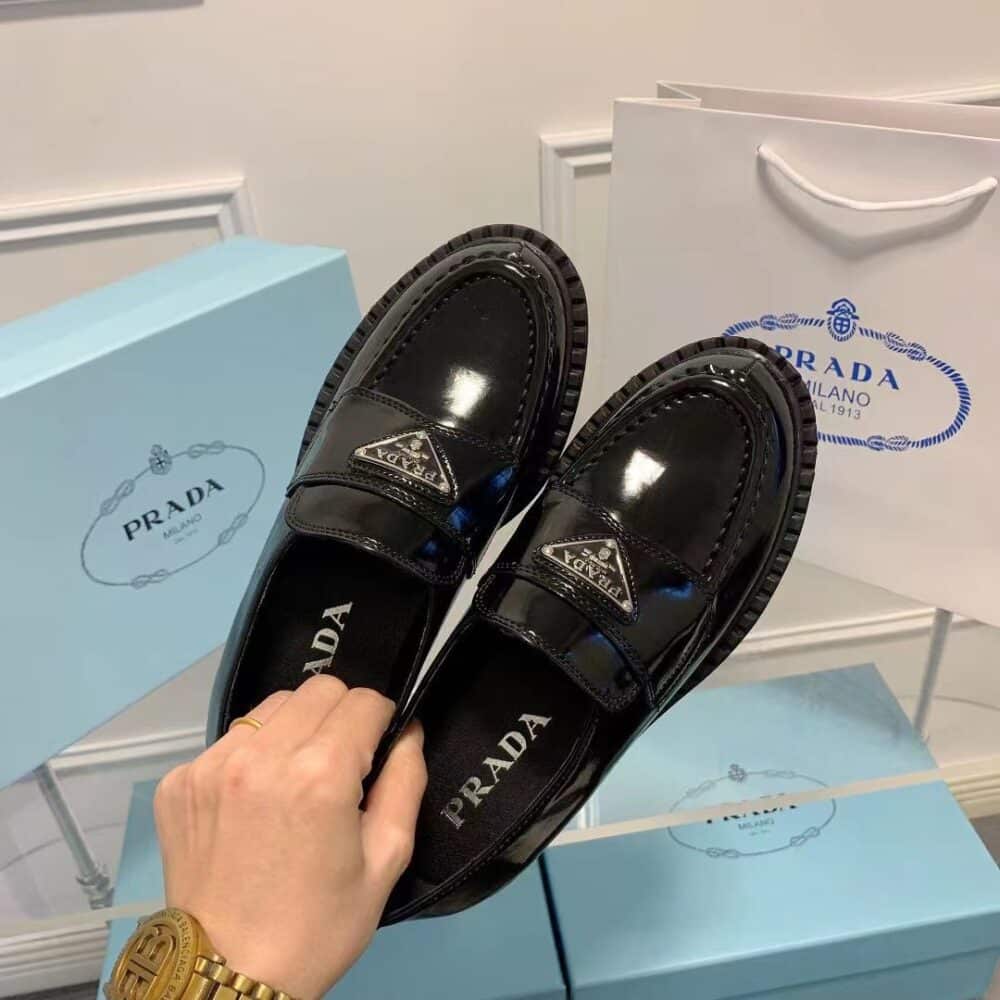PRADA PATENT LEATHER LOAFERS BLACK 1D902M069F0002F025 - Image 9