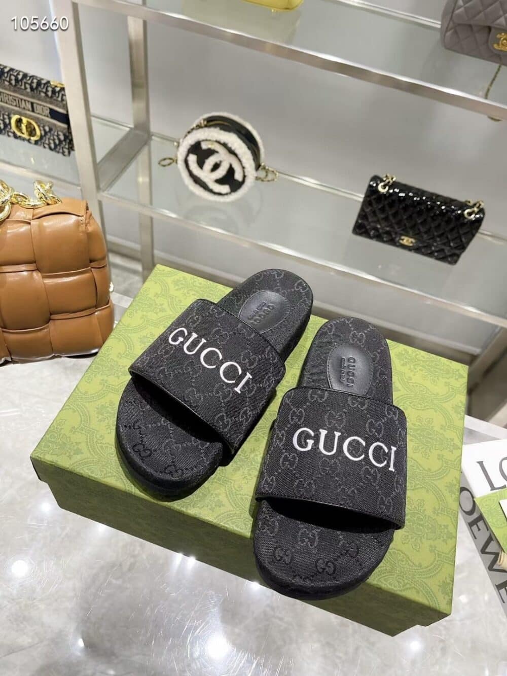 GUCCI WOMEN'S GG CANVAS SLIDE SANDAL BLACK - Image 7