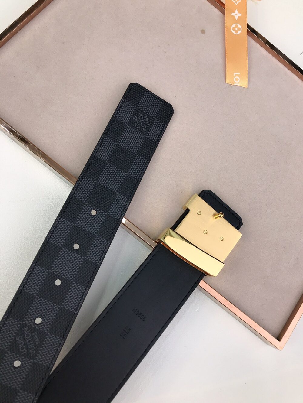 LOUIS VUITTON LV CEINTURE INITIALES REVERSIBLE GOLD 4CM - Image 3