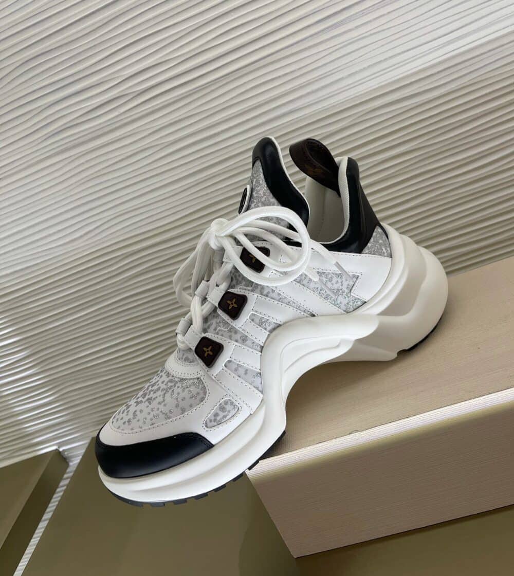 LOUIS VUITTON ARCHLIGHT SNEAKER WHITE - Image 5