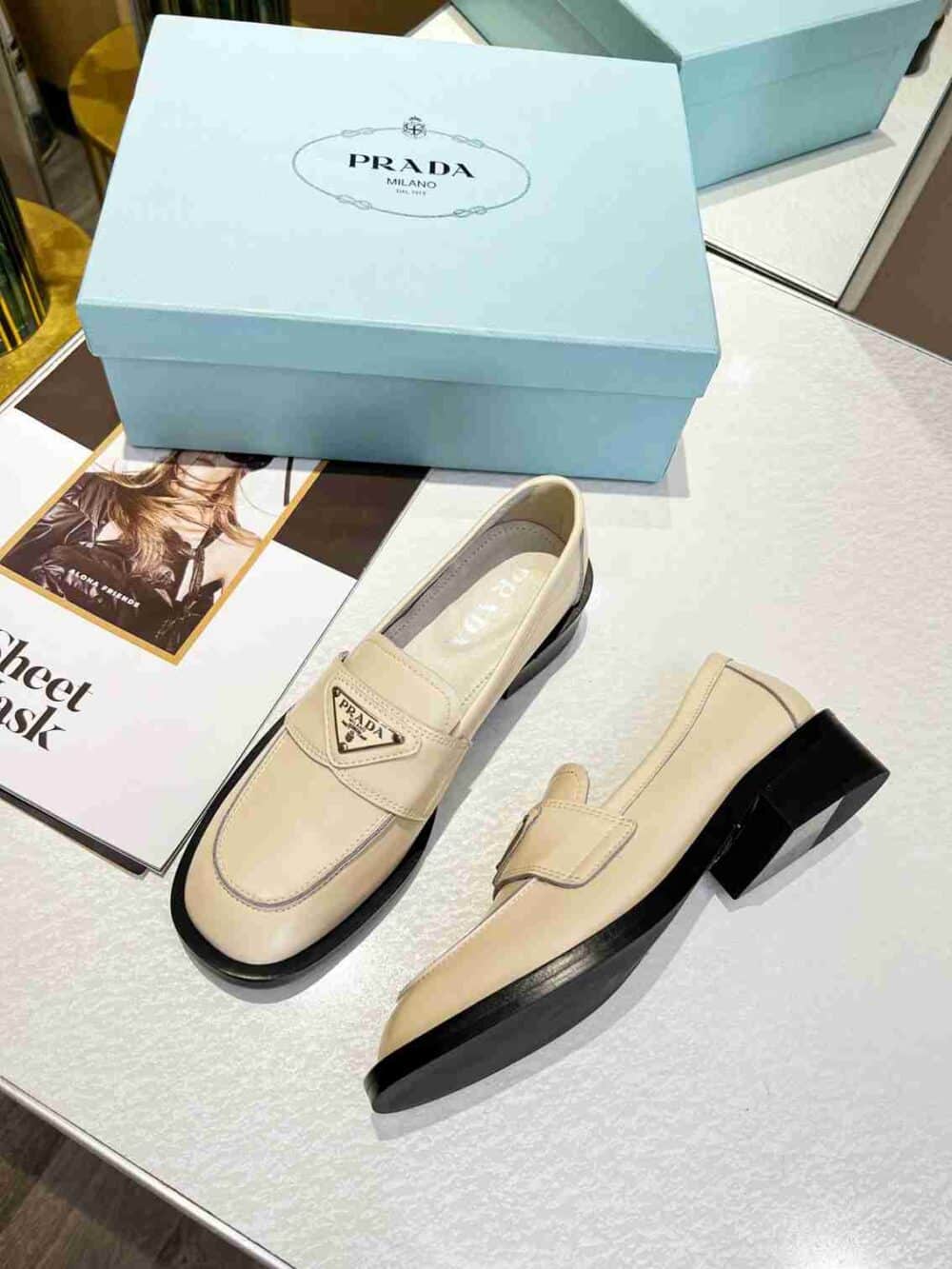 PRADA PATENT LEATHER LOAFERS NUDE - Image 5