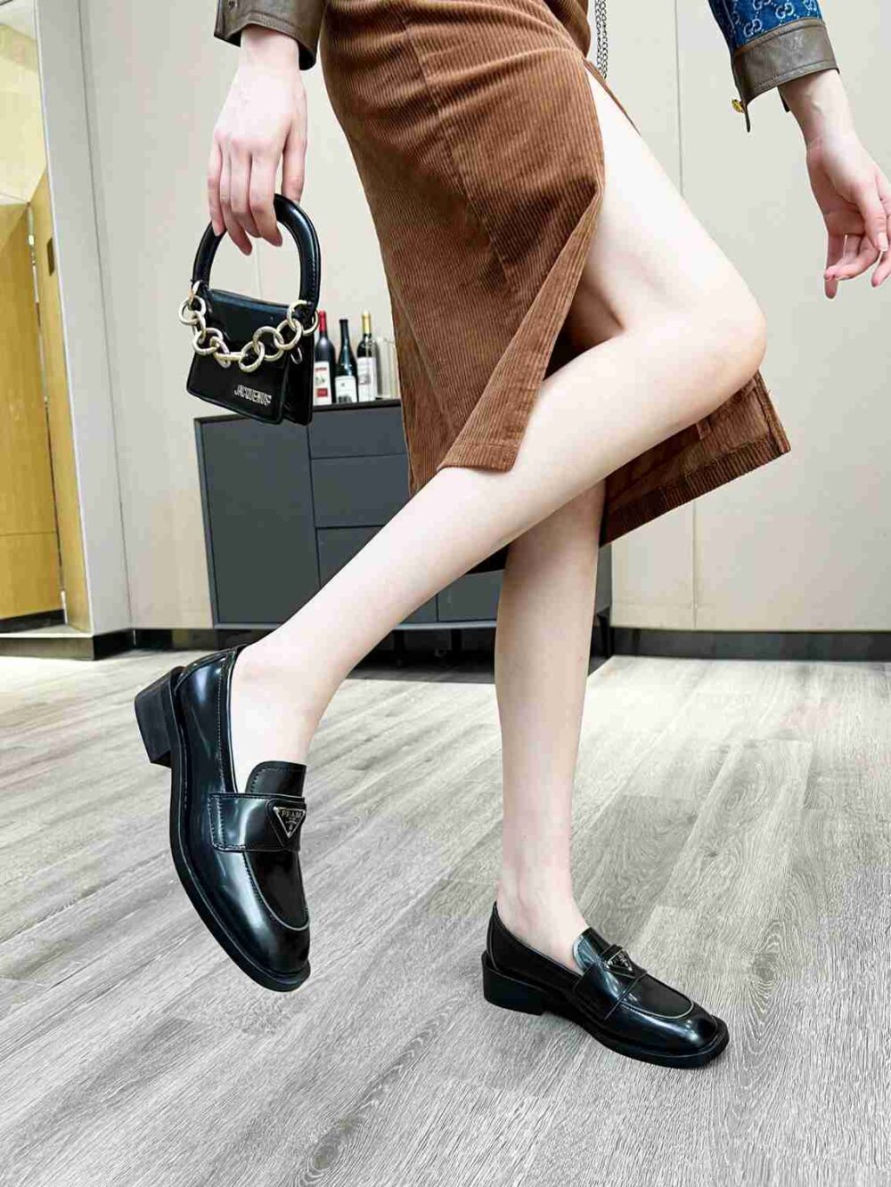 PRADA PATENT LEATHER LOAFERS BLACK 1D902M069F0002F025 - Image 4