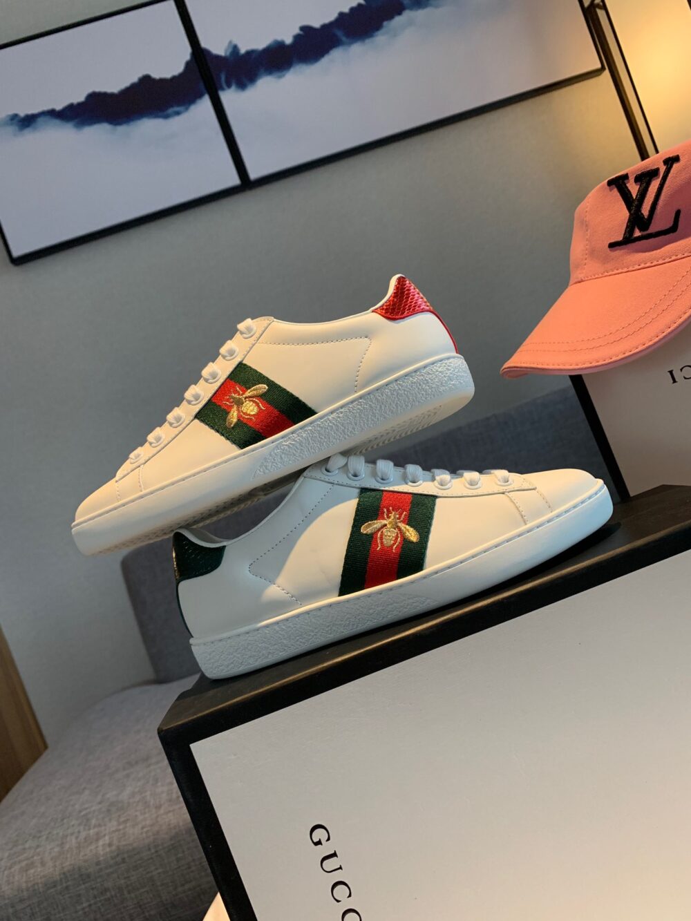 GUCCI ACE EMBROIDERED SNEAKER BEE WHITE 429446 02JP0 9064 - Image 9