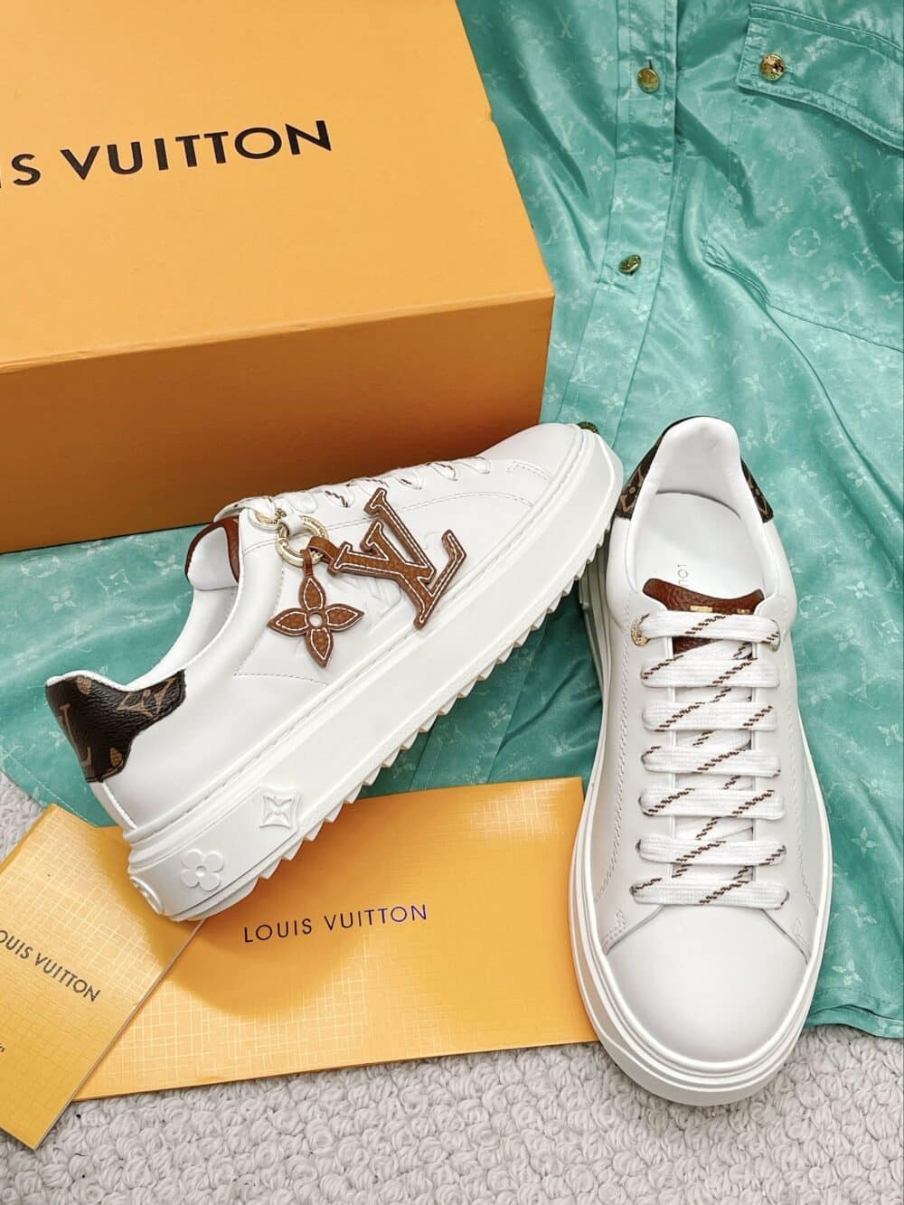 LOUIS VUITTON TIME OUT SNEAKER 1AADMT - Image 3